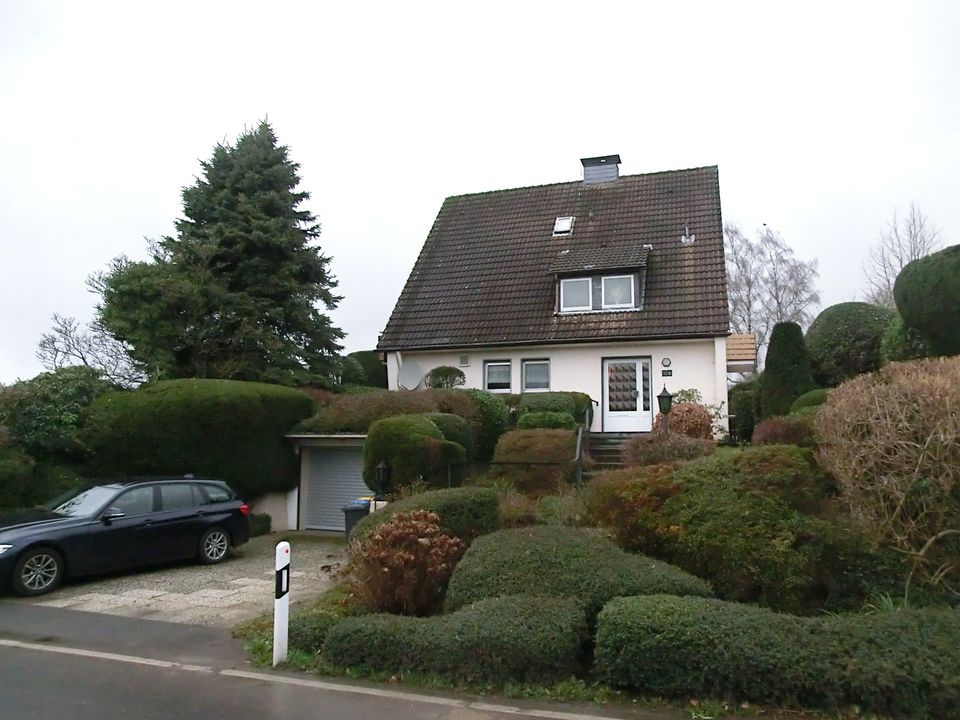 Freistehendes Einfamilienhaus mit großem Garten, Solingen Widdert in