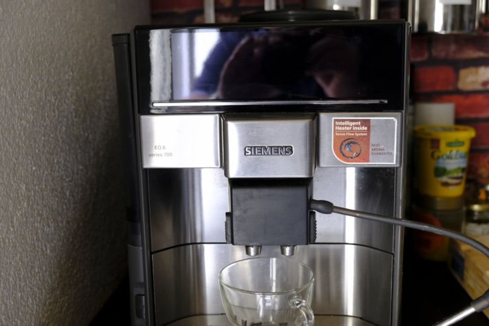 Kaffeevollautomat Siemens EQ 6 Serie 700 3363 Bez. in Greiz