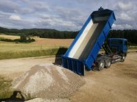 Liefern von - Mineralbeton Kies Schotter Humus Sand Splitt Bayern - Sulzbach-Rosenberg Vorschau