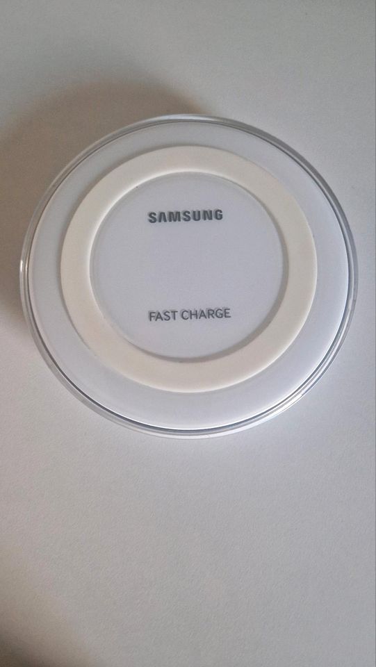 Samsung Wireless Charger EP-PN920 Fast Charge in Wittgensdorf