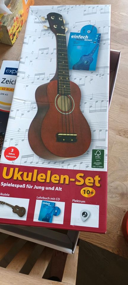 Ukulelen-Set in Langenhagen