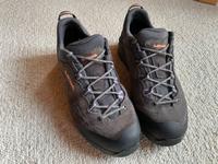 Wanderschuhe Lowa für Damen, wenig getragen neuwertig Brandenburg - Oranienburg Vorschau