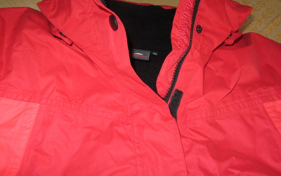 rote Funktionsjacke / Skijacke von Mc KINLEY, Größe 42 in Mühlenbecker Land