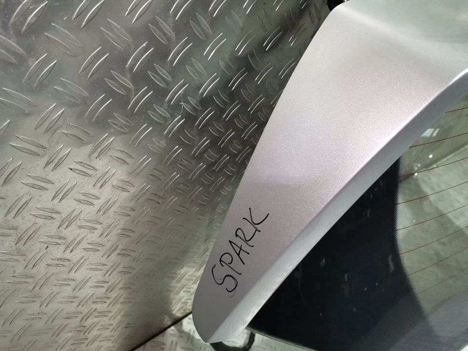 Chevrolet Spark M300 Heckklappe Heckdeckel Silber in Gelsenkirchen