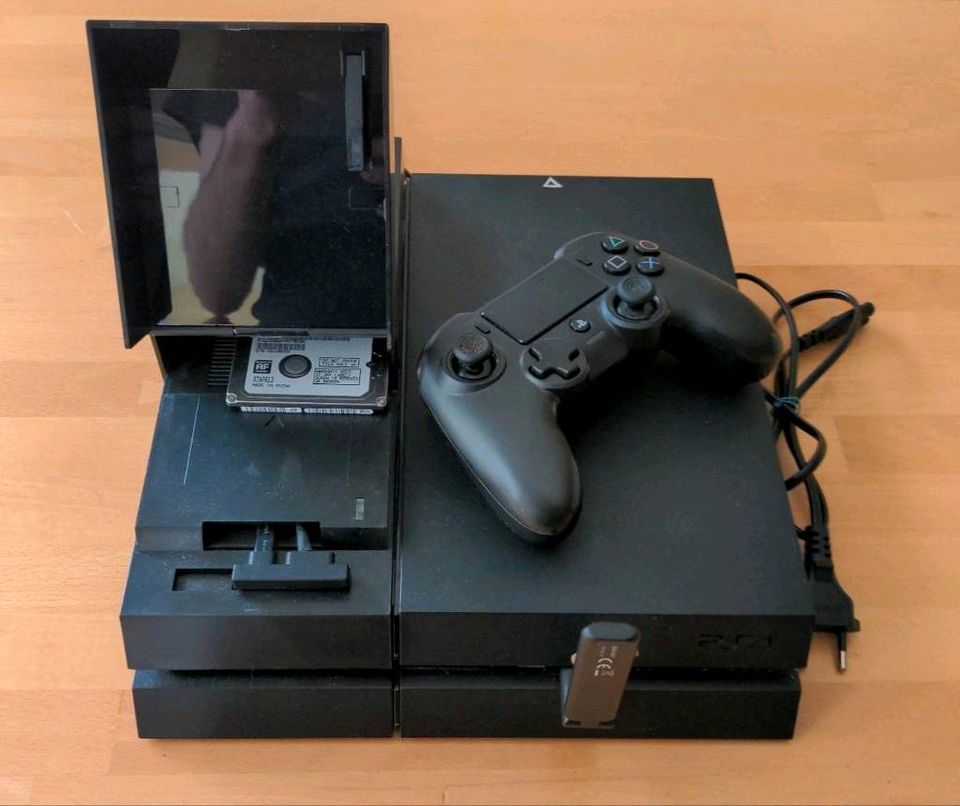 PS4 PlayStation 4 500gb FW. 9.00 inkl. Nacon asymetric Controller in Dortmund