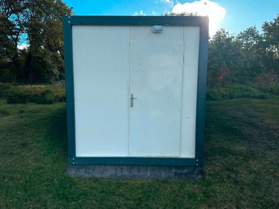 **Sanitärcontainer | WC Container | Toilettencontainer | Mobile Sanitäranlage | 2,10m x 2,40m** in Leipzig