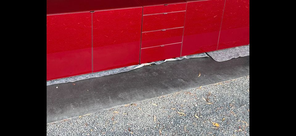 Piure Design Sideboard rot Neupreis 8000 €. Schrank in Aldenhoven