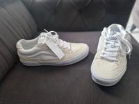 Original neu mit etikett schuhe Vans Off The Wall grösse 43 Nordrhein-Westfalen - Gladbeck Vorschau