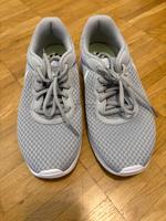Nike Sneaker Damen grau Gr 39 München - Sendling Vorschau