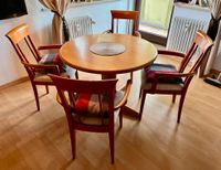Ausziehbarer Tisch und 4 Stühle aus Kirschholz Abholung 29.04.24 Berlin - Rudow Vorschau