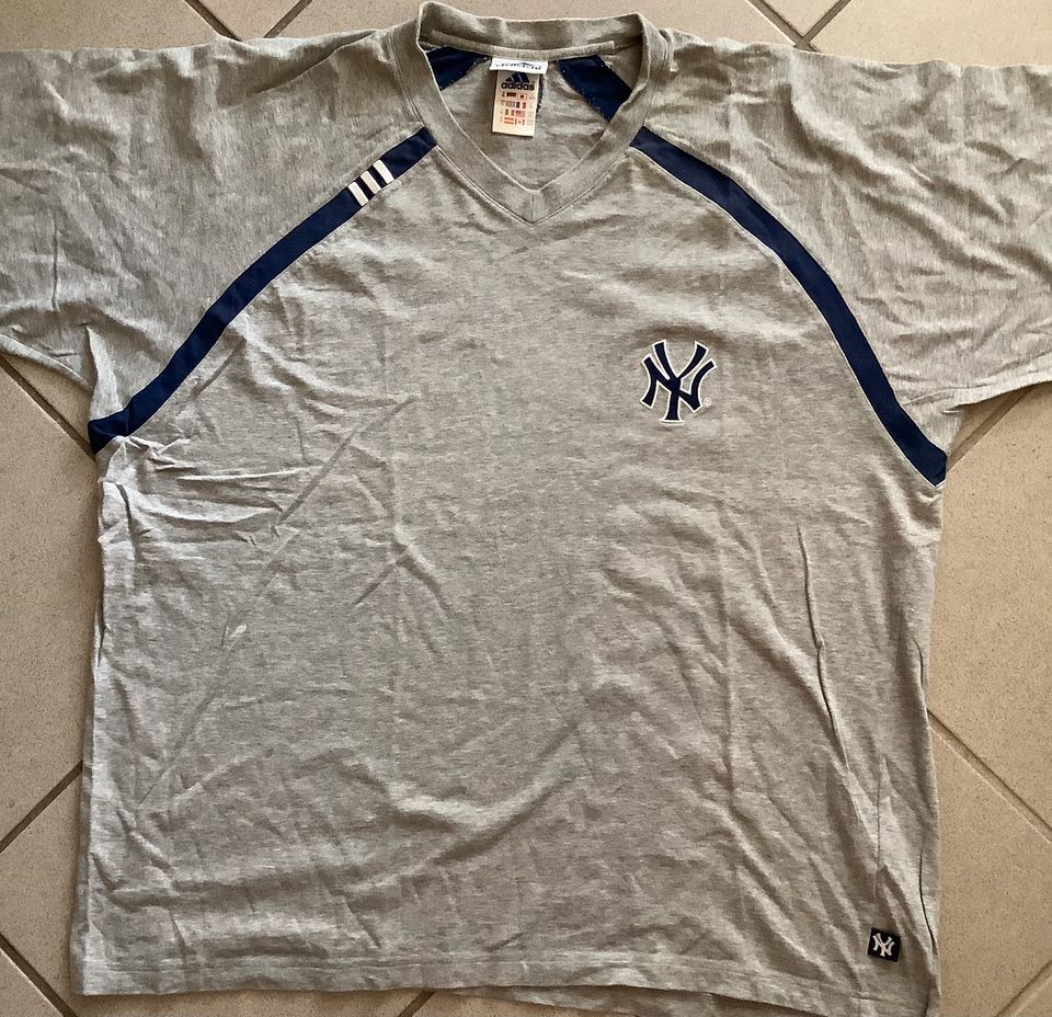 MLB - New York Yankees - T-Shirt - Größe XL - adidas - Grau in Berlin