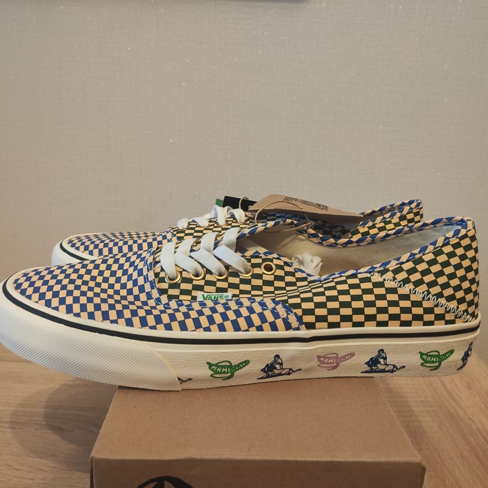 VANS Authentic Sneaker low 45 neu in Saarbrücken