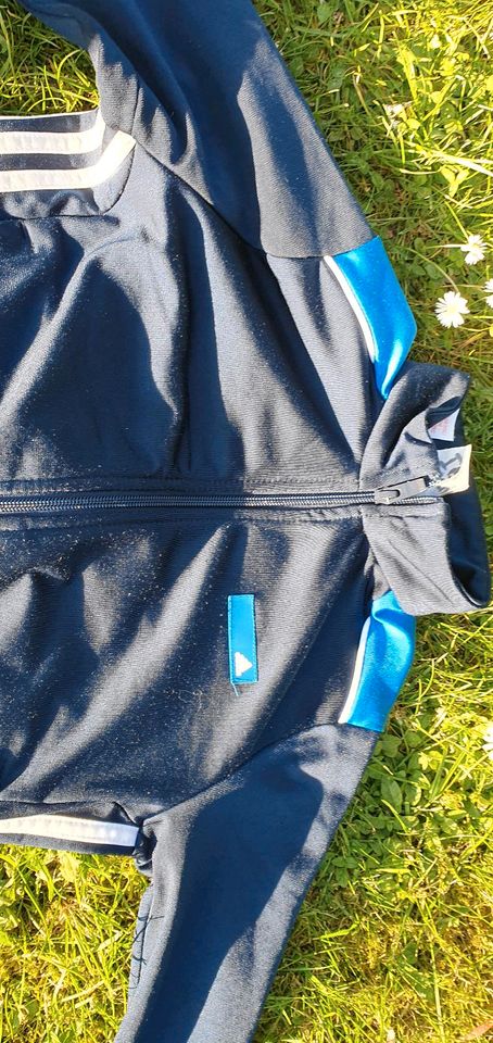 Trainingsjacke für Jungen Gr 128von Adidas in Rehburg-Loccum