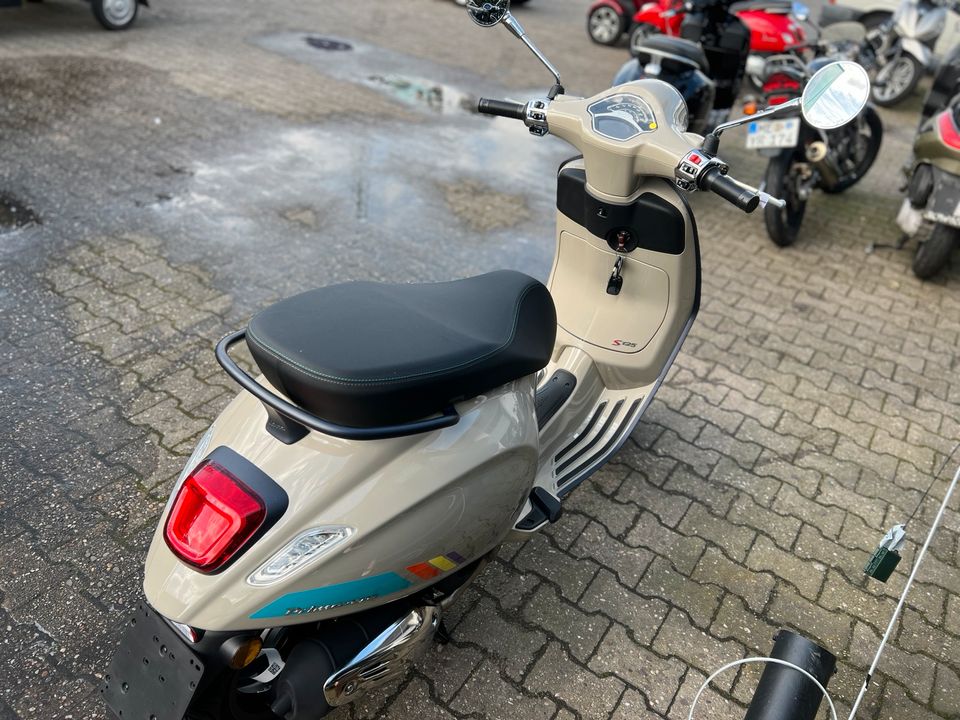 NEU 2024 VESPA PRIMAVERA 125 ABS BEIGE SOFORT VERFÜGBAR !!! in Leverkusen