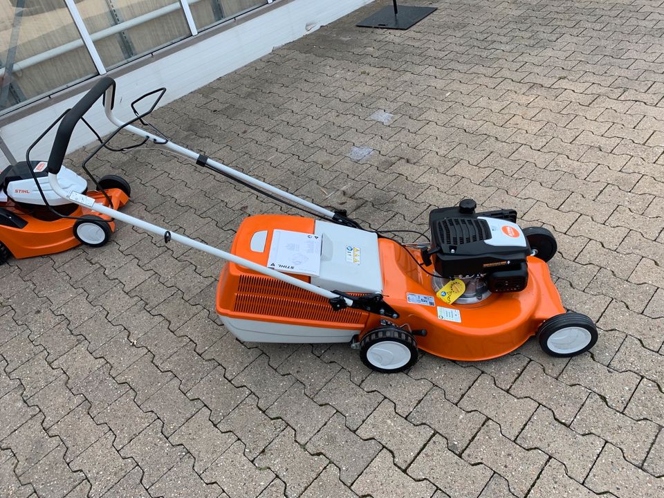 Stihl RM253.2T Neugerät Rasenmäher Benzin in Nideggen / Düren