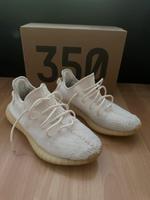 Yeezy Boost 350 V2 *Scheeweiß* 43-45 Bayern - Taufkirchen München Vorschau