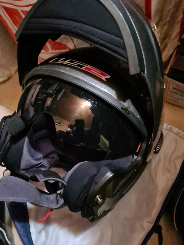 Motorrad Helm Klapphelm LS2 mit Kopfhörern zu verkaufen in Greiz