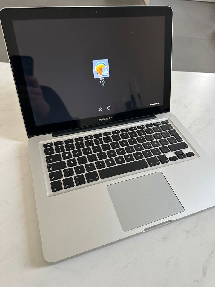 MacBook Pro 13“ Late 2012 mit OS Ventura Ladekabel und OVP in Essen