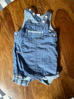 kurze Jeans Latzhose, Gr. 56, Hose Hessen - Kirchhain Vorschau