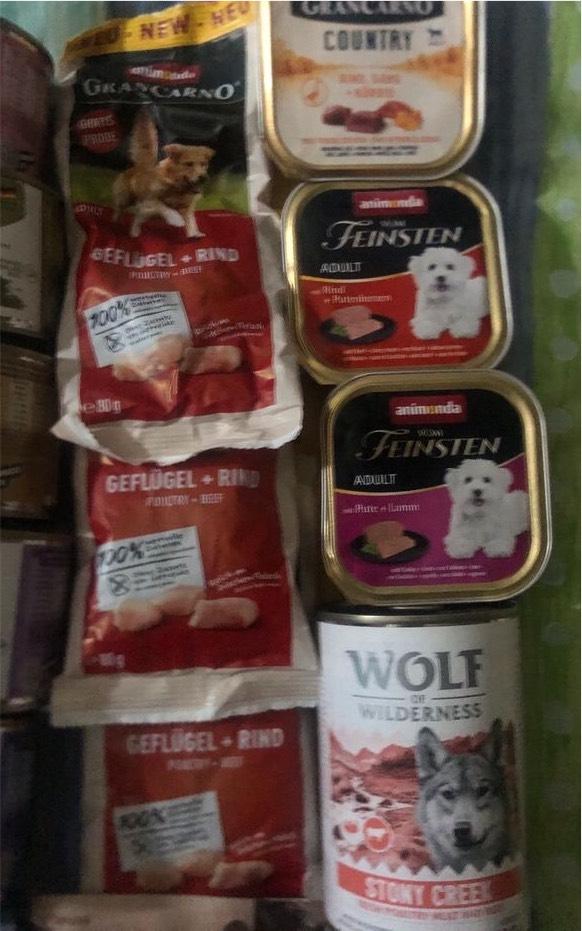 Hundefutter zu verkaufen, Nassfutter, Leckerlies, Knochen, TroFu in Leipzig