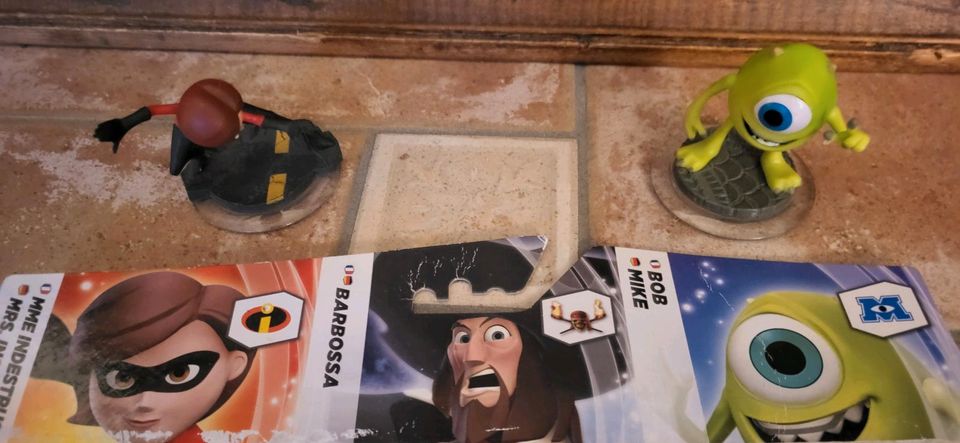 Disney Infinity  Figur Barbossa und Mrs. Incredible in Bergheim