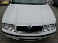 SKODA OCTAVIA, FRONTTEILE KOMPLETT, WEISS,BJ.2009, Dortmund - Mitte Vorschau