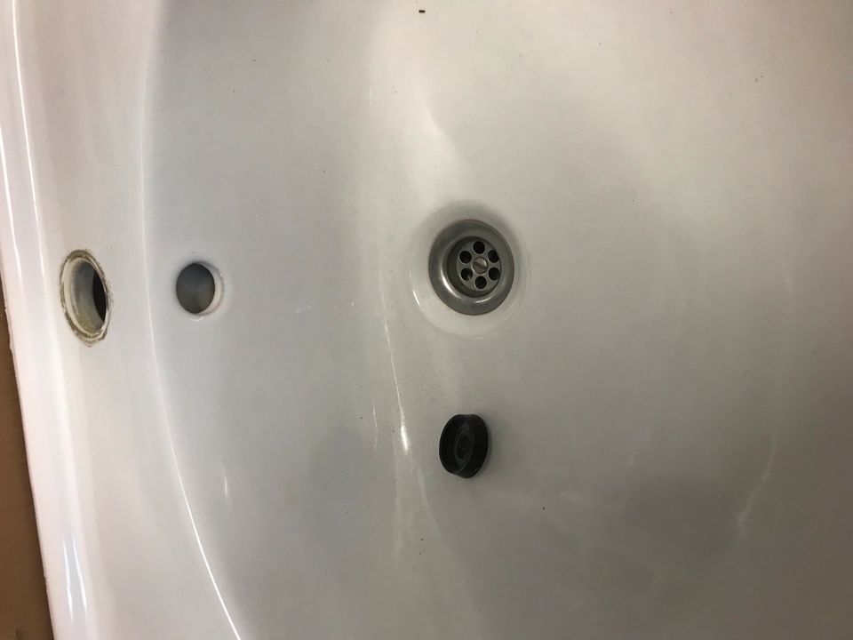 Waschbecken weiß in Herford