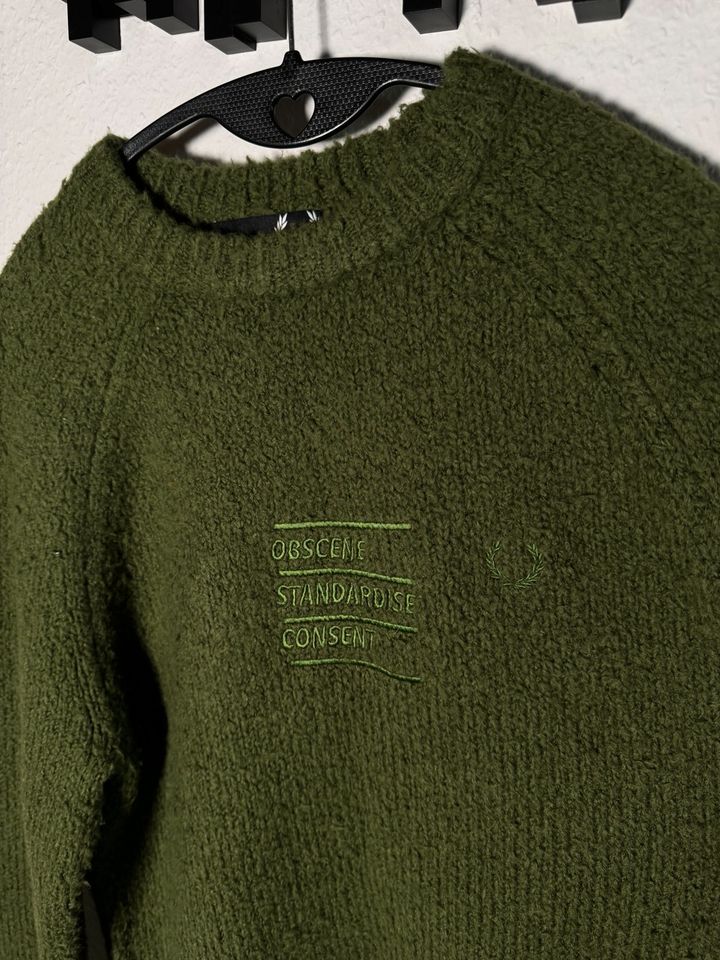 Fred Perry x RAF Simons Pulli M in Berlin