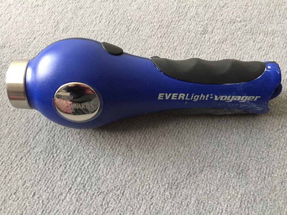 Kurbellampe Everlight Voyager, gebraucht in Düsseldorf