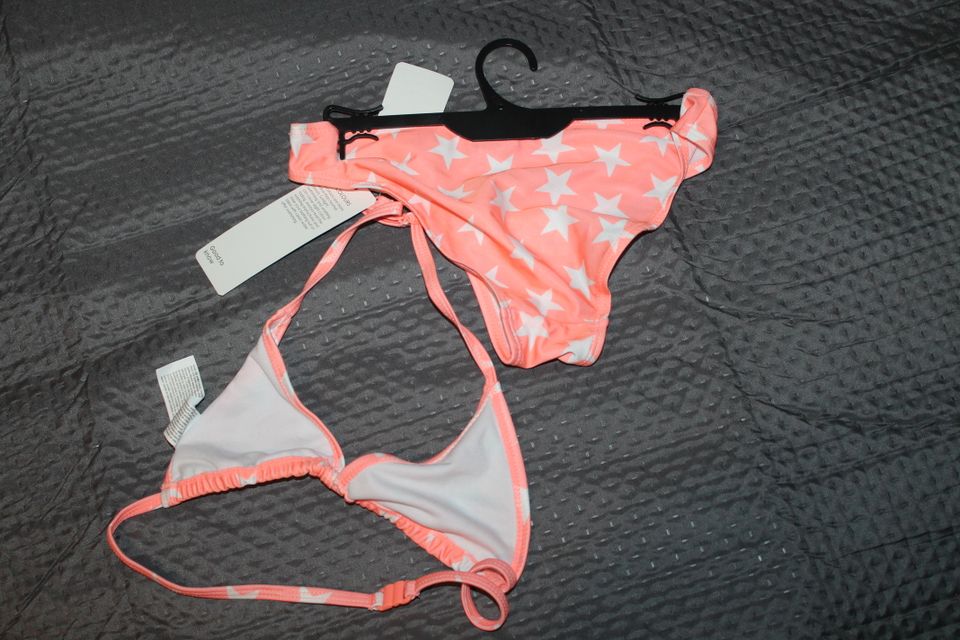 Gr. 146/152 / Hema / Neckholder Bikini / Sterne / apricot in Köln