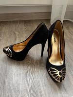 Pumps in schwarz von Catwalk mit goldenen Schmetterlingsmuster Hessen - Fulda Vorschau