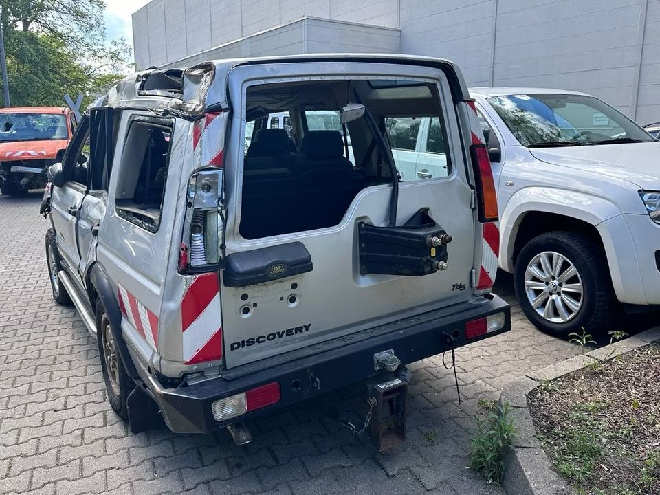 Landrover Discovery TD5 Unfall in Berlin