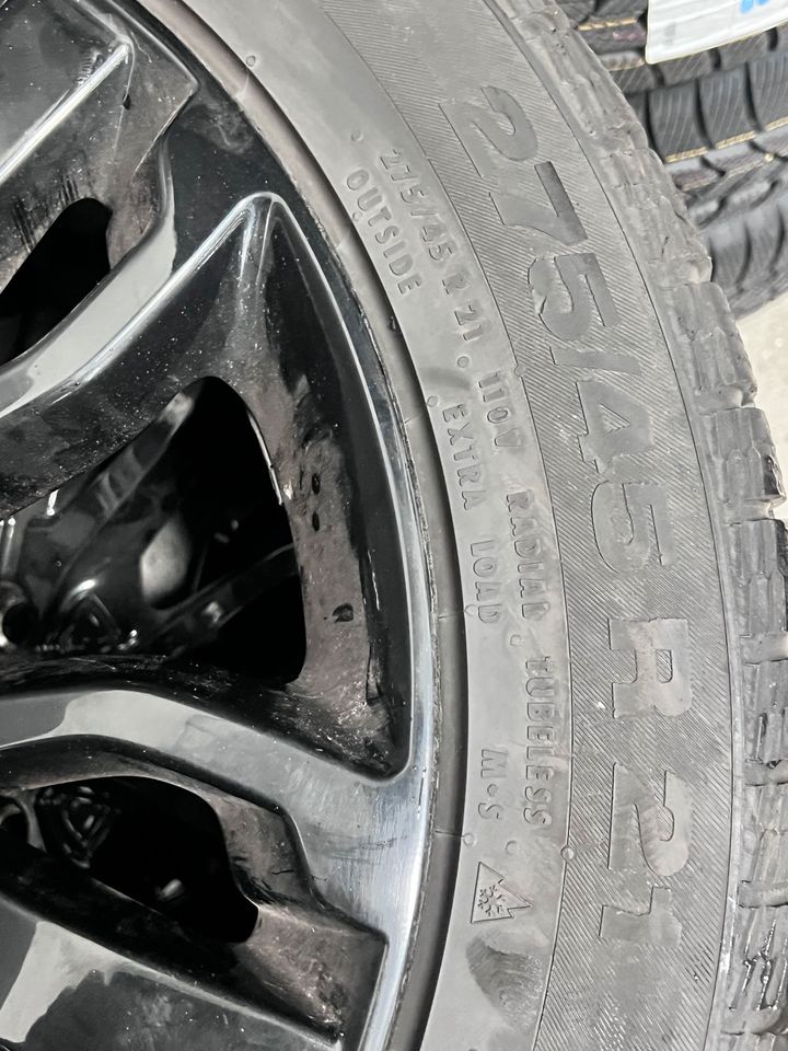 Range Rover Felgen 21 Zoll Winterreifen 275/45R21  Reifen in Wülfrath