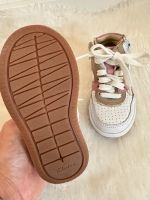 Schuhe Sneaker Turnschuh Clarks Größe 22 Nordrhein-Westfalen - Bocholt Vorschau