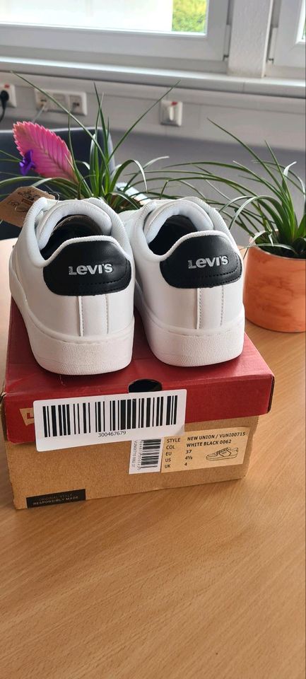 NEU‼️ Levis Sneaker Größe 37/38 in Dorsten