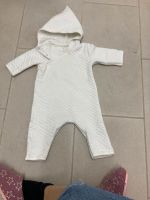 Tout Petit bateau Overall Strampler beige neuwertig 6 Monate Nordrhein-Westfalen - Königswinter Vorschau