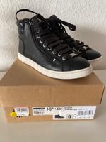 UGG Sneaker für Damen Leder Neu schwarz Gr. 4,5 37 Olive Schuhe Bielefeld - Brackwede Vorschau