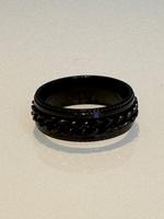 Schwarzer Ring Modeschmuck 21mm Durchmesser und 0,8cm dick Kr. München - Ismaning Vorschau
