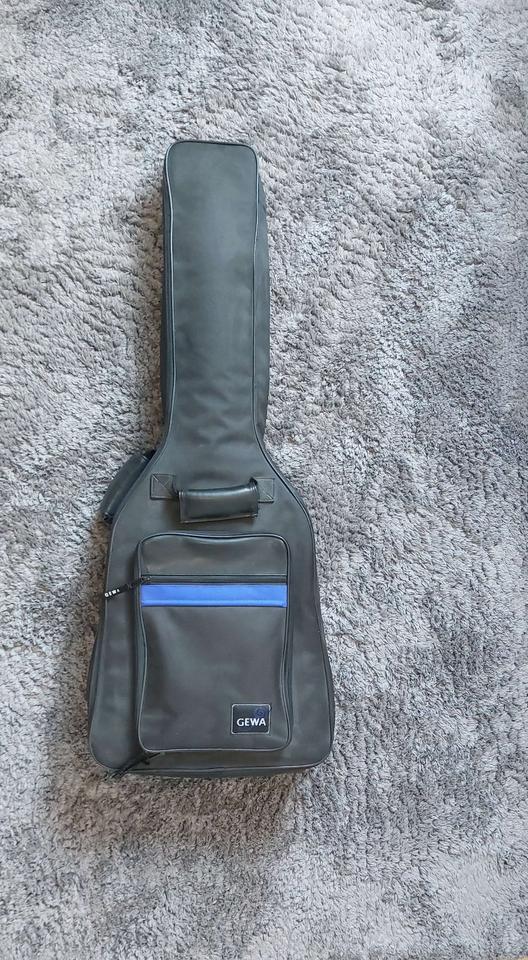 Guitarre Tenson - Classic Student Series 4/4 mit viel Zubehör in Hildesheim