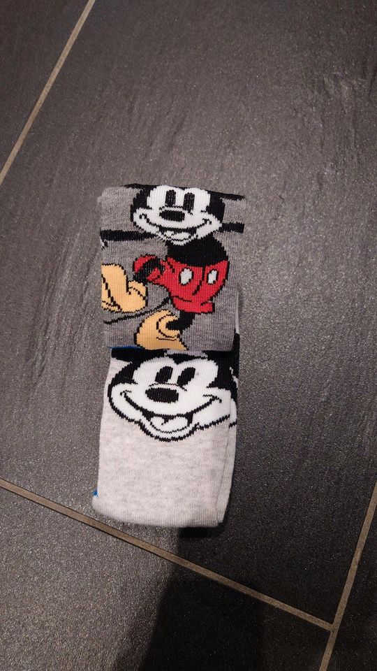 Neu Disney Socken 27 28 29 30 Micky Maus 3er Pack in Würselen
