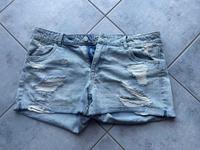 H&M + Jeans Shorts + Gr. 42 + Regular Waist + Neu + Hessen - Kassel Vorschau