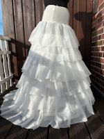 Reifrock mit Schleppe Prinzessinnen Brautkleid Hochzeit Größe XL Mecklenburg-Vorpommern - Neubrandenburg Vorschau