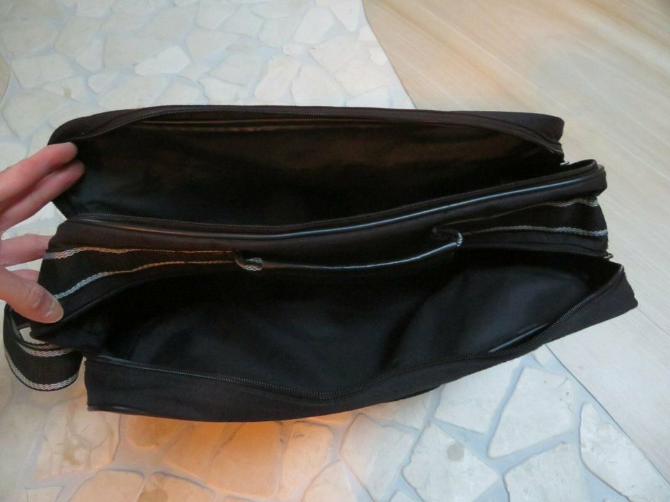 Tolle Herrentasche zum Umhängen - NEU - in Winzer