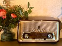 altes Grundig Radio Typ 97 in rot Düsseldorf - Rath Vorschau
