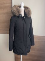 Woolrich Arctic Parka Luxury schwarz Gr XS neuwertig Niedersachsen - Schiffdorf Vorschau