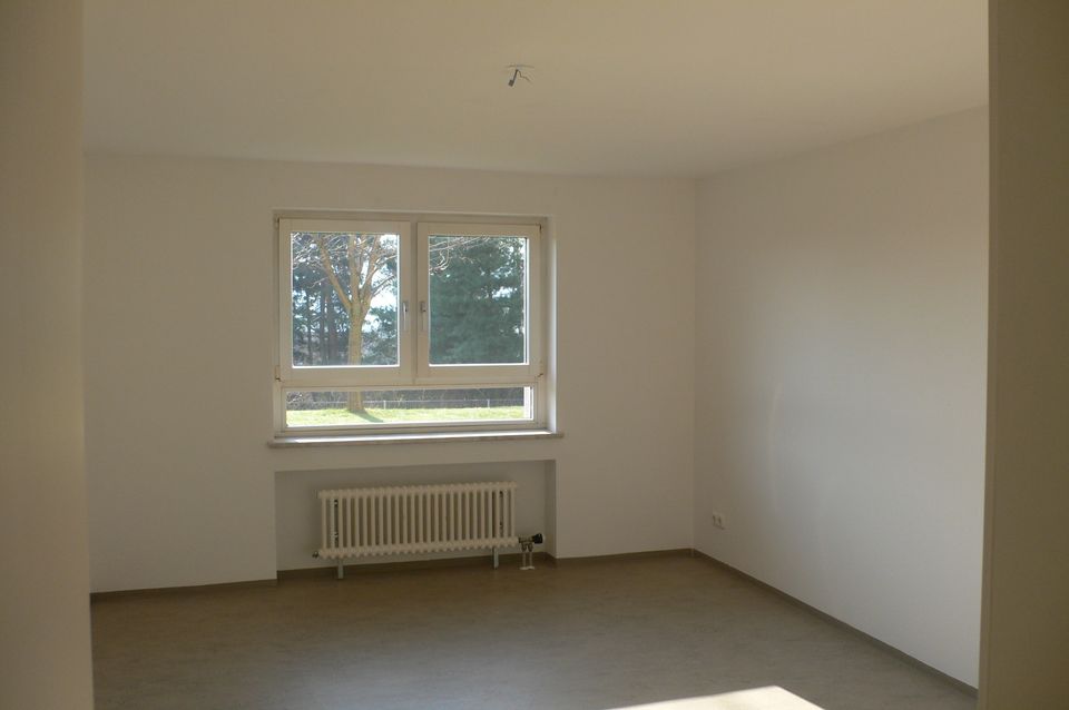Großzügige 3-Zimmer-Wohnung in grüner Lage in Ebersbach/Sachsen