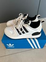 neue adidas Sneaker, Größe 42, Original Saarland - Homburg Vorschau
