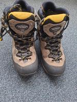 Meindl Wanderschuh Litepeak Lady GTX Gr. 5/ 38 NEUE Sohlen Berlin - Mitte Vorschau