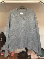 Pullover mit V-Ausschnitt Asos S Grau Niedersachsen - Stade Vorschau