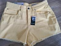 Neue coole Jeans Shorts hellgelb 42 mit Fransen esmara mit Etiket Bayern - Mering Vorschau